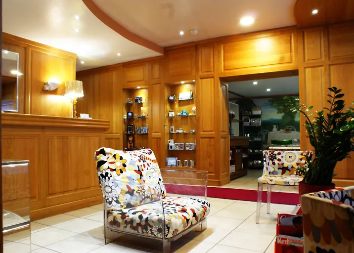 Esteem Tour Eiffel 4* Parigi