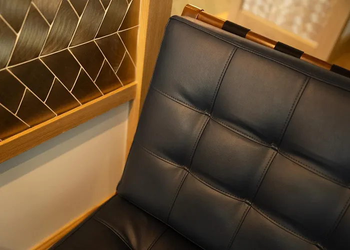 Hotel Esteem Tour Eiffel 4*