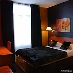 Esteem Tour Eiffel Hotel 4*
