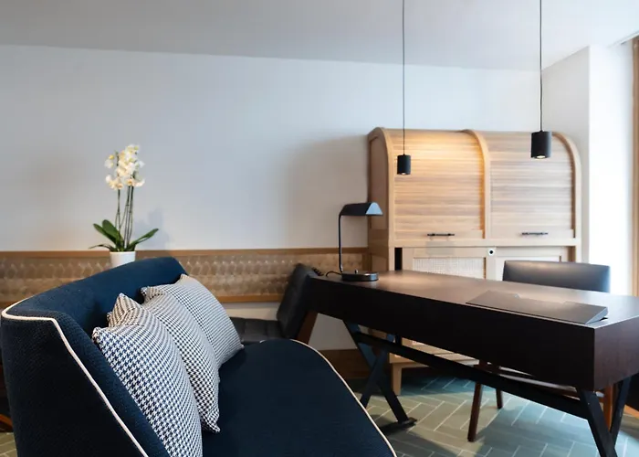 Esteem Tour Eiffel 4* Parigi