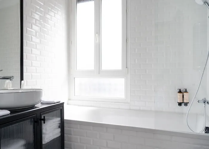 Esteem Tour Eiffel Hotel Parigi