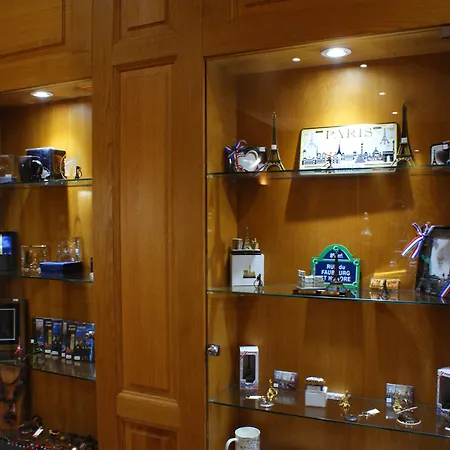 Esteem Tour Eiffel ホテル