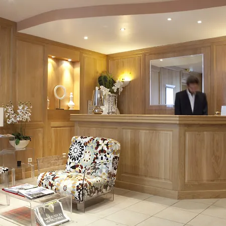 Hotell Esteem Tour Eiffel Paris