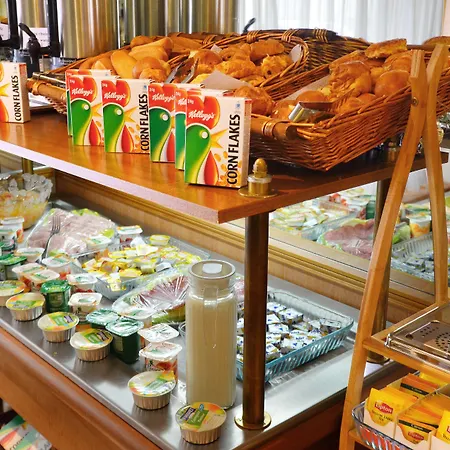 Esteem Tour Eiffel ホテル 4*