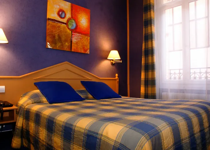 Hotel Esteem Tour Eiffel