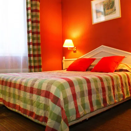 Esteem Tour Eiffel 酒店