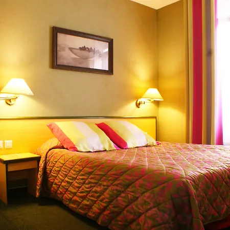 Esteem Tour Eiffel 酒店